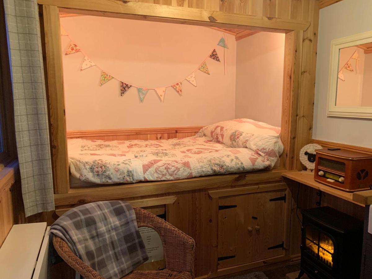 Sheepwash Shepherds Hut Bebside Buitenkant foto